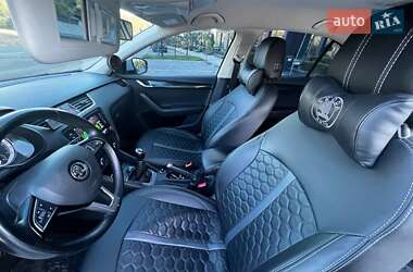 Ліфтбек Skoda Octavia 2017 в  фото 8 Ліфтбек Skoda Octavia 2017 в