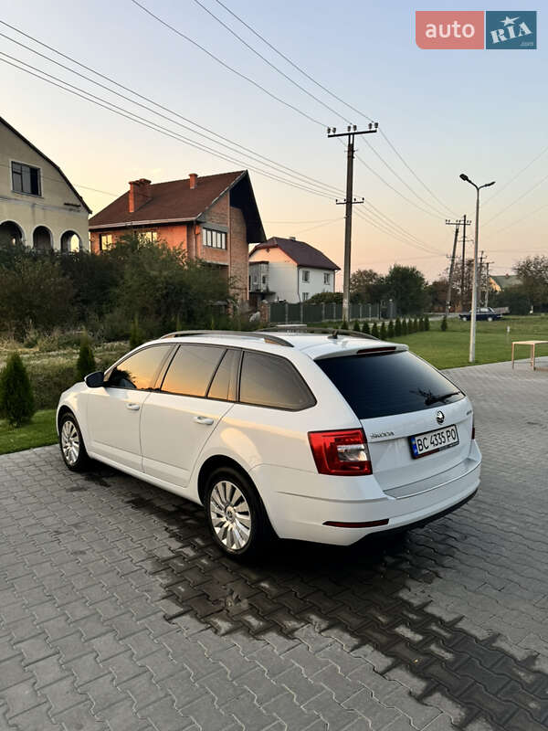 Универсал Skoda Octavia 2017 в Львове