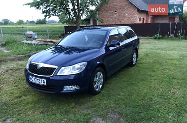 Універсал Skoda Octavia 2011 в Жидачові