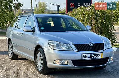 Универсал Skoda Octavia 2009 в 