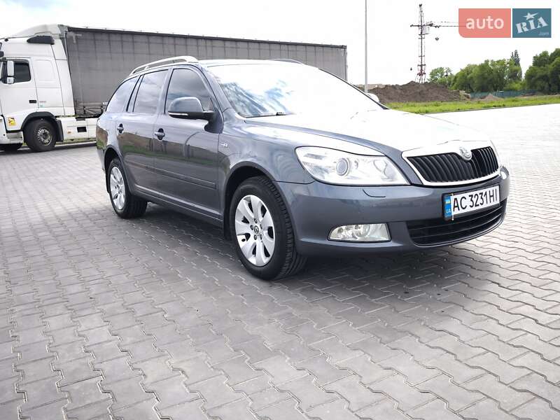 Универсал Skoda Octavia 2010 в Ивано-Франковске