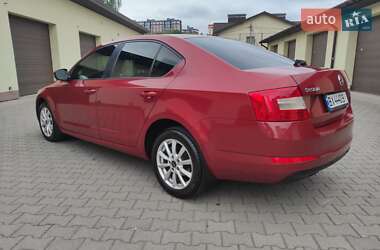 Лифтбек Skoda Octavia 2015 в 