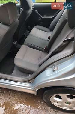 Универсал Skoda Octavia 2002 в 