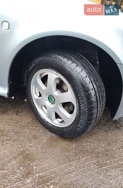 Универсал Skoda Octavia 2002 в 