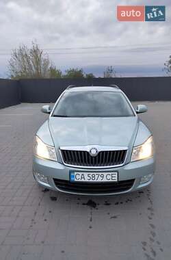 Универсал Skoda Octavia 2010 в Черкассах
