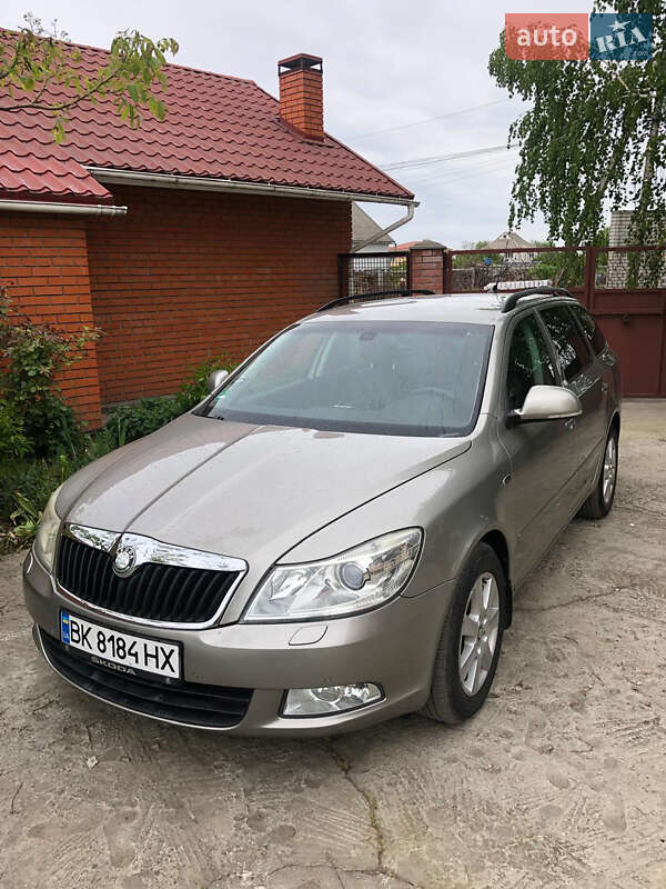 Универсал Skoda Octavia 2008 в 