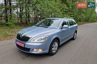 Универсал Skoda Octavia 2010 в Бородянке
