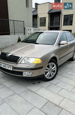 Лифтбек Skoda Octavia 2005 в Львове