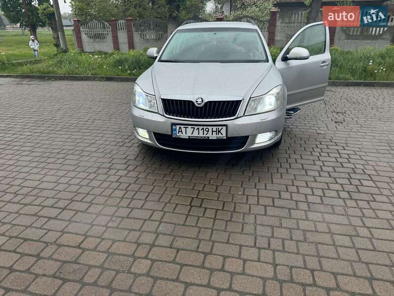 Універсал Skoda Octavia 2009 в Івано-Франківську