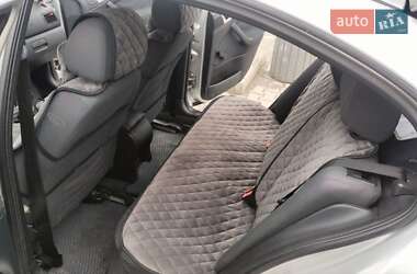 Ліфтбек Skoda Octavia 2004 в 