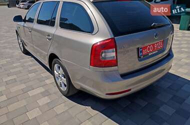 Универсал Skoda Octavia 2011 в 