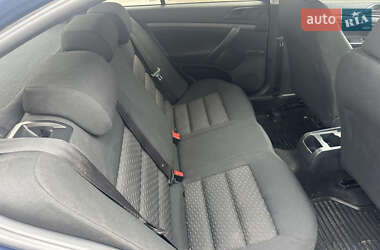 Лифтбек Skoda Octavia 2012 в 