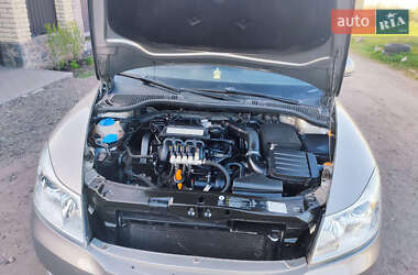 Лифтбек Skoda Octavia 2012 в 