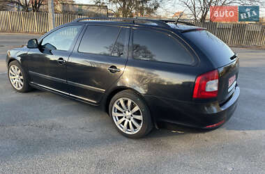 Универсал Skoda Octavia 2011 в 