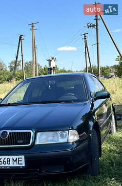 Лифтбек Skoda Octavia 1999 в Киеве