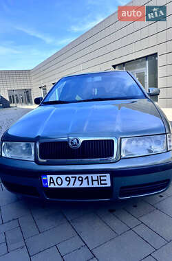 Универсал Skoda Octavia 2001 в 