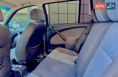 Универсал Skoda Octavia 2001 в 