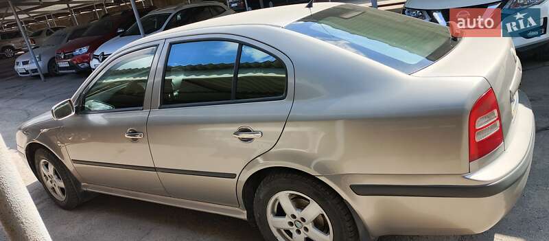 Лифтбек Skoda Octavia 2007 в Каменском