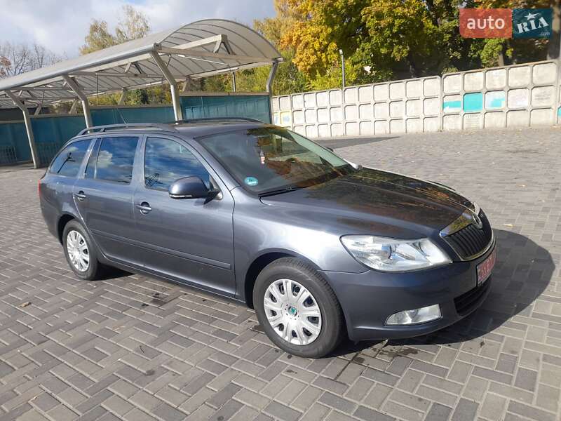 Универсал Skoda Octavia 2010 в Днепре