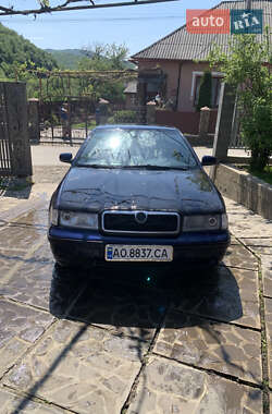 Ліфтбек Skoda Octavia 1997 в 