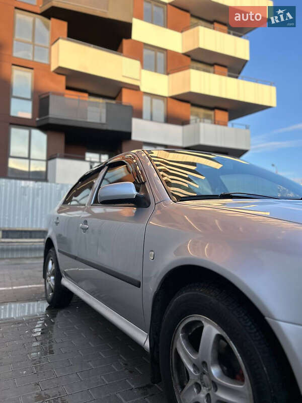 Лифтбек Skoda Octavia 2008 в Виннице