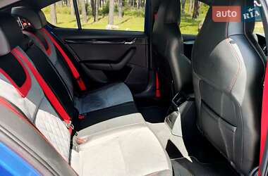 Ліфтбек Skoda Octavia 2015 в 