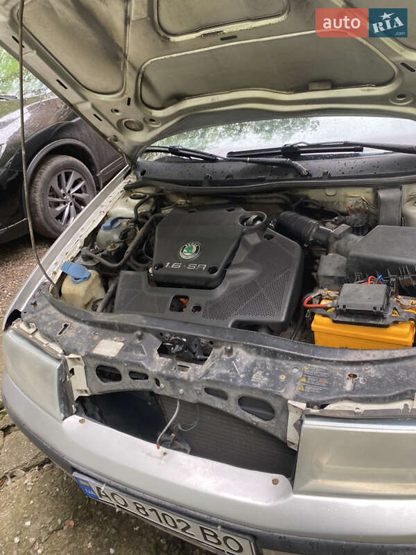 Ліфтбек Skoda Octavia 2002 в Івано-Франківську