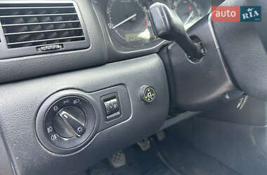 Лифтбек Skoda Octavia 2006 в 