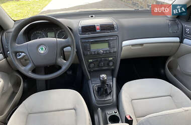 Ліфтбек Skoda Octavia 2004 в 