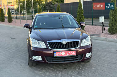 Универсал Skoda Octavia 2010 в 