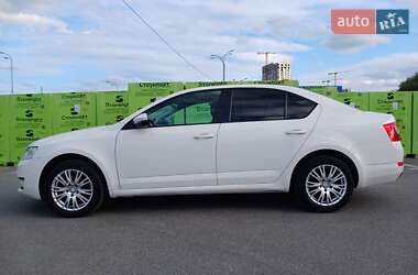 Лифтбек Skoda Octavia 2016 в Киеве