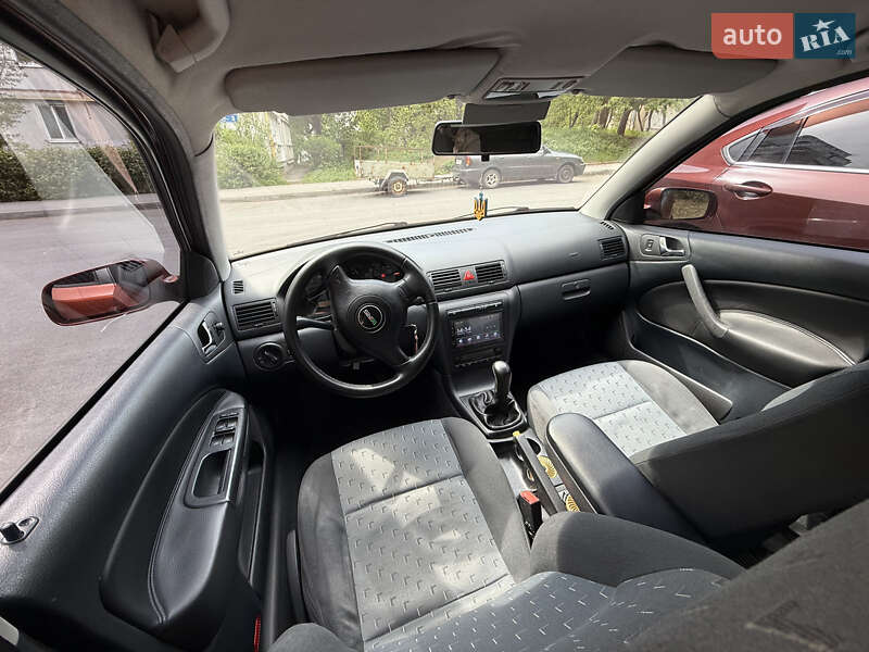 Универсал Skoda Octavia 2001 в Харькове