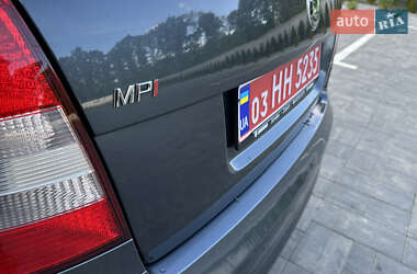Ліфтбек Skoda Octavia 2009 в 