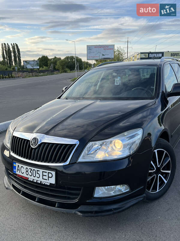 Универсал Skoda Octavia 2010 в 