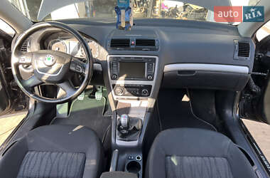 Универсал Skoda Octavia 2010 в 