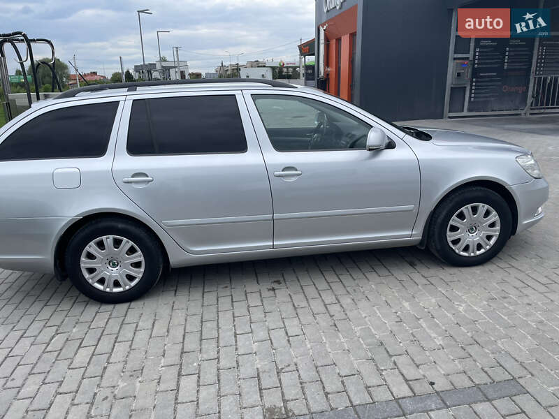 Универсал Skoda Octavia 2011 в Львове