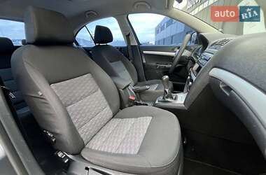 Лифтбек Skoda Octavia 2010 в 