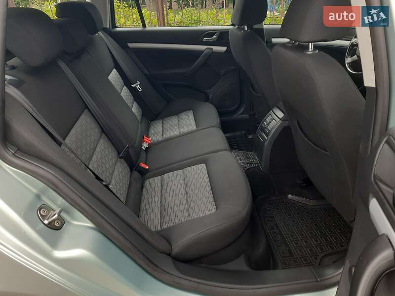 Универсал Skoda Octavia 2009 в Хмельницком