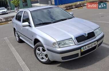 Лифтбек Skoda Octavia 2008 в Буче