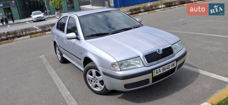 Лифтбек Skoda Octavia 2008 в 