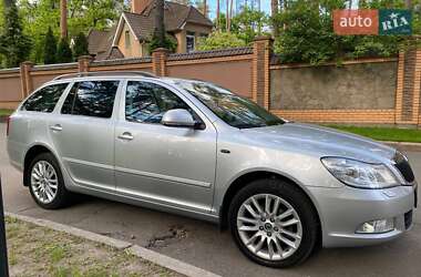 Универсал Skoda Octavia 2009 в Чернигове