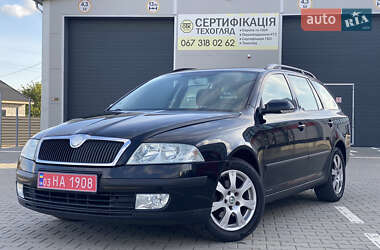 Универсал Skoda Octavia 2006 в Нововолынске