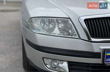 Ліфтбек Skoda Octavia 2006 в 