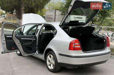 Ліфтбек Skoda Octavia 2006 в 