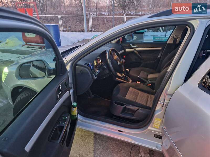 Універсал Skoda Octavia 2010 в Димері