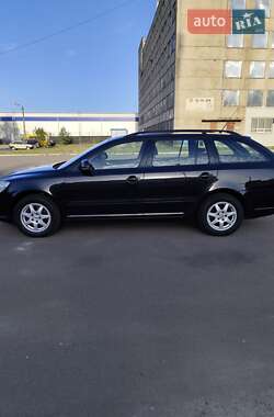 Универсал Skoda Octavia 2009 в 
