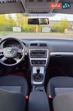 Универсал Skoda Octavia 2009 в 