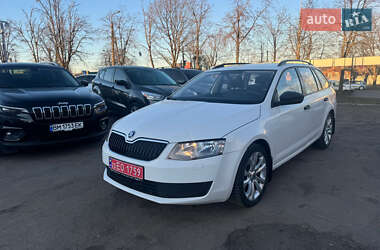 Універсал Skoda Octavia 2014 в Сумах