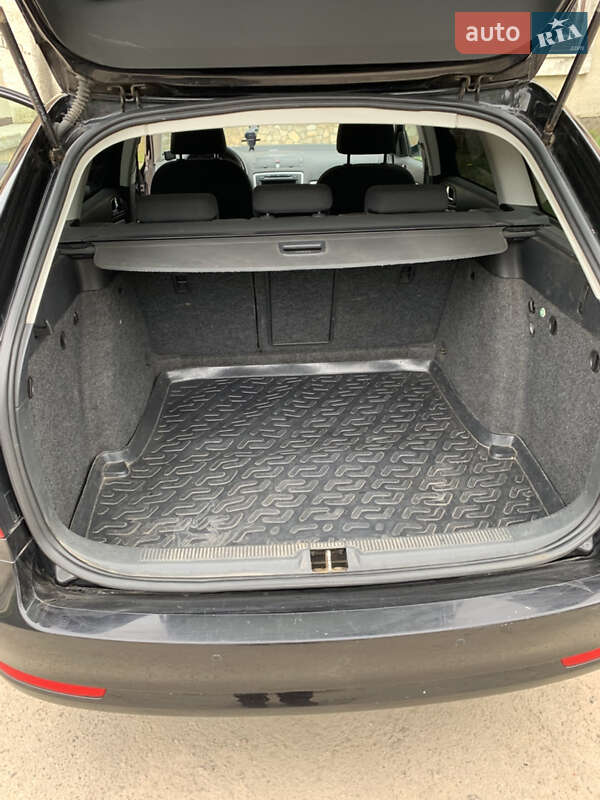 Універсал Skoda Octavia 2011 в Дрогобичі