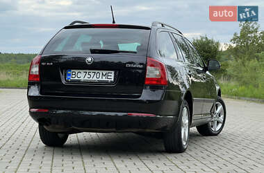 Универсал Skoda Octavia 2012 в 